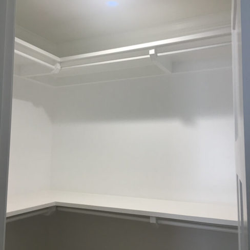 Hertford Small Closet Ceiling